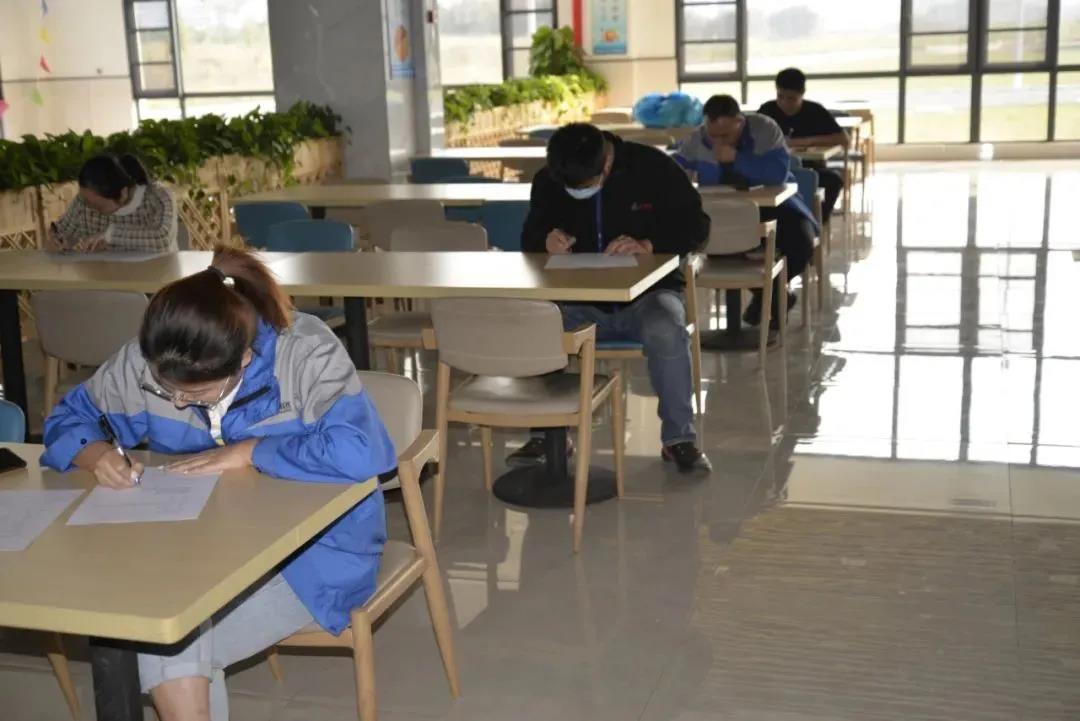 pg���d-pg���d�ٷ���-pg���d���b2025���°�V2.7.77-2265��׿�W(w��ng)