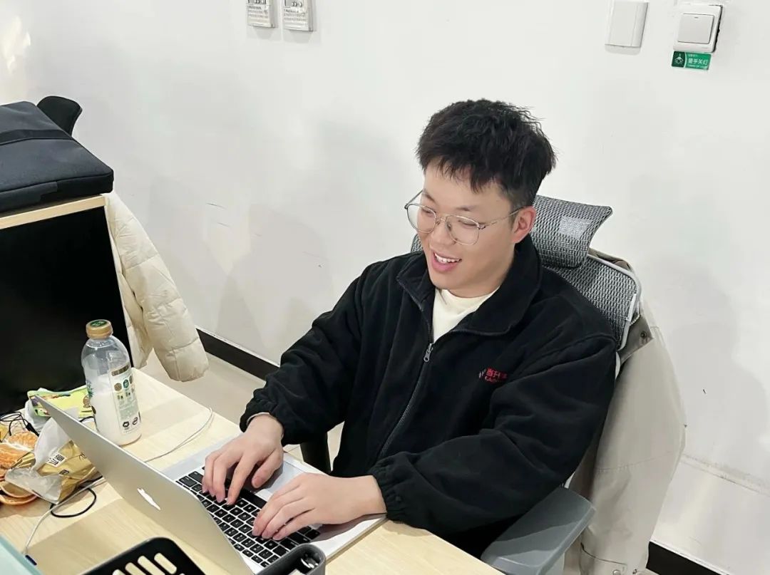 pg���d-pg���d�ٷ���-pg���d���b2025���°�V2.7.77-2265��׿�W(w��ng)